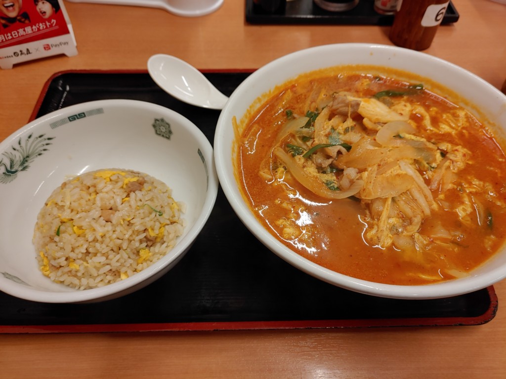 日高屋のチゲ味噌ラーメン