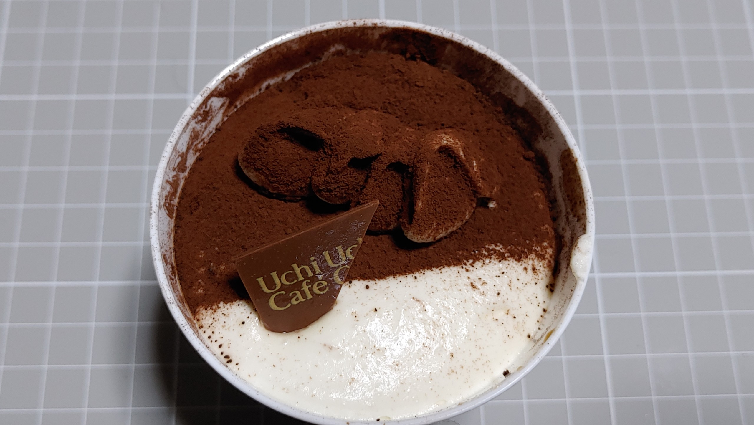 ローソンのUchi Cafeくちどけティラミス