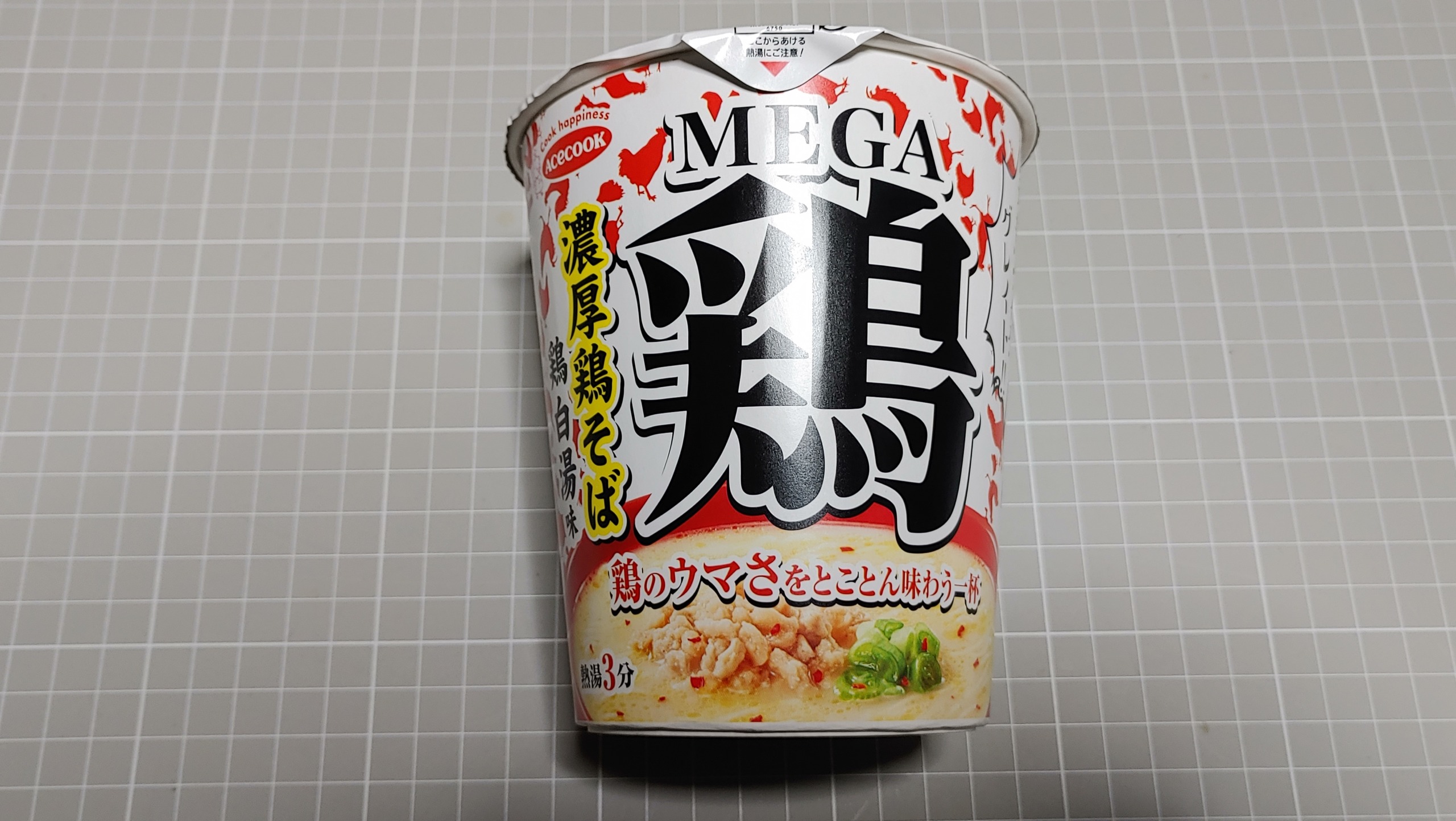 エースコック MEGA鶏 濃厚鶏そば鶏白湯味