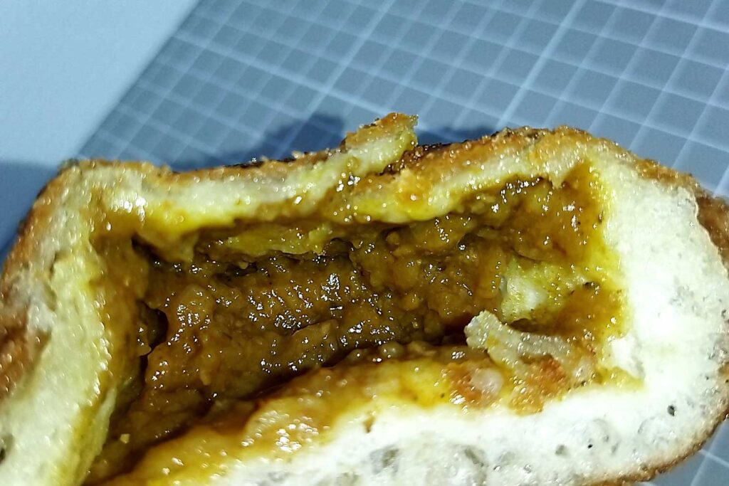 セブンイレブン 地域限定販売 お店で揚げたカレーパン 実食ガチレビュー あったか さくトロ感がたまらない コンビニカレーパンでは最高位では ガチレビュー セブンイレブン 地域限定販売 お店で揚げたカレーパン 実食ガチレビュー あったか さくトロ感がたまらない コンビニカレーパンでは最高位では ガチレビュー